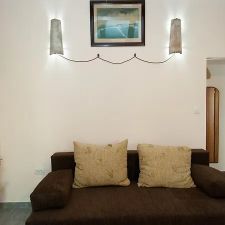 House Tabak In *