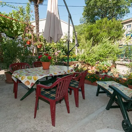 House Tabak In